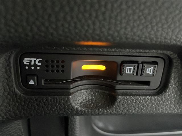 N-BOXカスタム G・Lホンダセンシング 4WD /Honda SENSING・衝突軽減ブレーキ/誤発進抑制機能・後方誤発進抑制機能/路外逸脱抑制機能・アダプティブ・クルーズ・コントロール〉・LKAS〈車線維持支援システム〉・LED(8枚目)