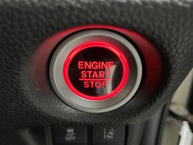 N-BOXカスタム G・Lホンダセンシング 4WD /Honda SENSING・衝突軽減ブレーキ/誤発進抑制機能・後方誤発進抑制機能/路外逸脱抑制機能・アダプティブ・クルーズ・コントロール〉・LKAS〈車線維持支援システム〉・LED(15枚目)