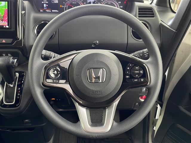 N-BOXカスタム G・Lホンダセンシング 4WD /Honda SENSING・衝突軽減ブレーキ/誤発進抑制機能・後方誤発進抑制機能/路外逸脱抑制機能・アダプティブ・クルーズ・コントロール〉・LKAS〈車線維持支援システム〉・LED(17枚目)