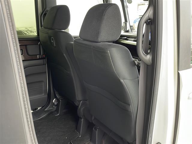 N-BOXカスタム G・Lホンダセンシング 4WD /Honda SENSING・衝突軽減ブレーキ/誤発進抑制機能・後方誤発進抑制機能/路外逸脱抑制機能・アダプティブ・クルーズ・コントロール〉・LKAS〈車線維持支援システム〉・LED(24枚目)