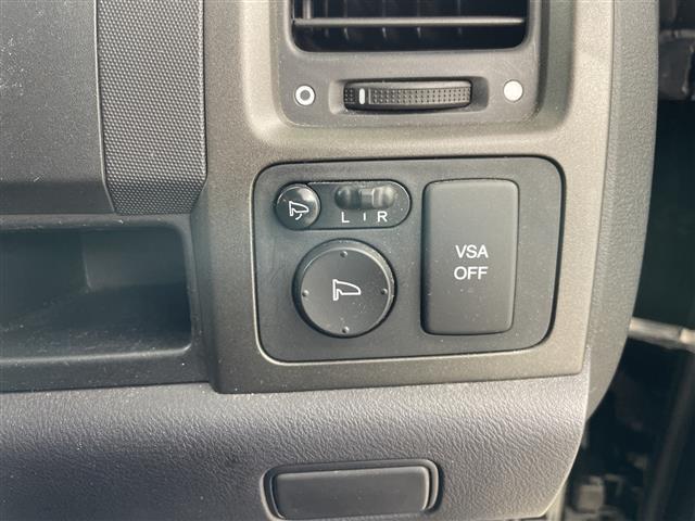 CR-V ZX HDDナビスマートエディション 4WD・ワンオーナー・純正HDDナビ・CD/DVD/HDD/USB/iPod・純正エンジンスターター・オートライト/フォグランプ・積込冬タイヤ社外AWセット・ワイパーデアイサー/VSA(10枚目)
