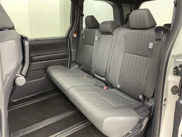 ヴォクシー S-G 4WD・寒冷地仕様・純正8インチディスプレイオーディオ・Bluetooth接続・プリクラッシュセーフティ・レーダークルーズコントロール・プロアクティブドライビングアシスト・両側パワースライドドア(24枚目)