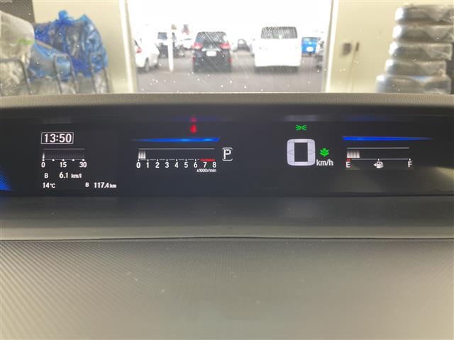 ステップワゴンスパーダ スパーダ・クールスピリット ホンダセンシング ・4WD・Gathersナビ フルセグ/BT/CD/DVD/SD/USB・バックカメラ・両側パワースライドドア・レーダークルーズコントロール・レーンキープアシスト・前席シートヒーター(12枚目)