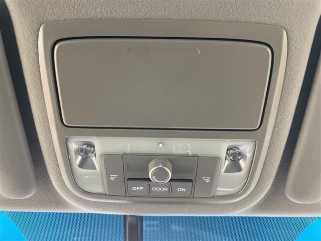 ステップワゴンスパーダ スパーダ・クールスピリット ホンダセンシング ・4WD・Gathersナビ フルセグ/BT/CD/DVD/SD/USB・バックカメラ・両側パワースライドドア・レーダークルーズコントロール・レーンキープアシスト・前席シートヒーター(39枚目)