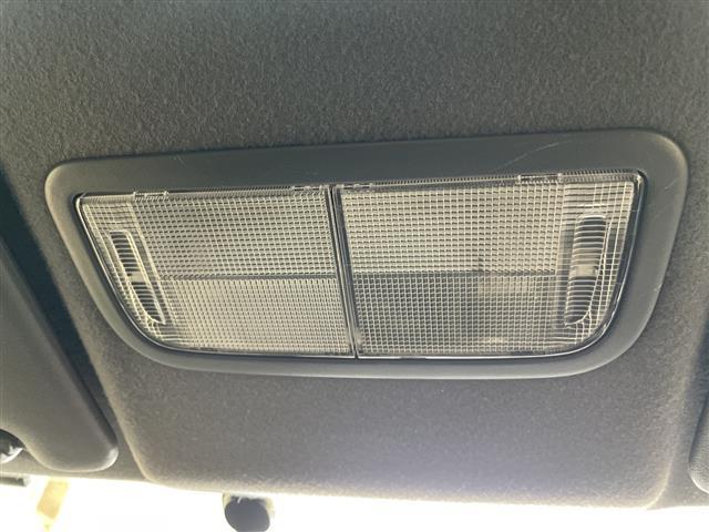 フリードスパイク G ジャストセレクション ・社外ナビ フルセグ/BT/CD/DVD/AUX・バックカメラ・両側パワースライドドア・社外ドライブレコーダー・オートライト・ウォークスルー・ETC・ABS(7枚目)