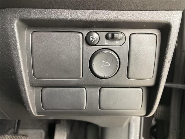 フリードスパイク G ジャストセレクション ・社外ナビ フルセグ/BT/CD/DVD/AUX・バックカメラ・両側パワースライドドア・社外ドライブレコーダー・オートライト・ウォークスルー・ETC・ABS(11枚目)