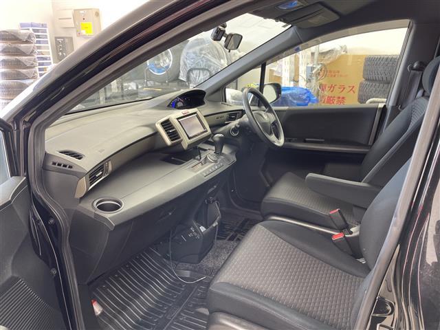 フリードスパイク G ジャストセレクション ・社外ナビ フルセグ/BT/CD/DVD/AUX・バックカメラ・両側パワースライドドア・社外ドライブレコーダー・オートライト・ウォークスルー・ETC・ABS(23枚目)