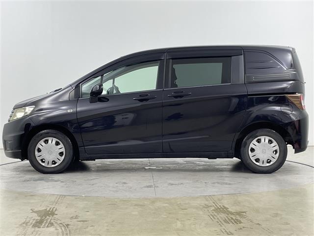 フリードスパイク G ジャストセレクション ・社外ナビ フルセグ/BT/CD/DVD/AUX・バックカメラ・両側パワースライドドア・社外ドライブレコーダー・オートライト・ウォークスルー・ETC・ABS(30枚目)