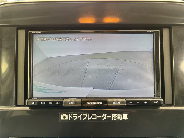 セレナ XV 4WD・社外ナビ・BT/CD/DVD/SD/USB・バックカメラ・両側パワースライドドア・クルーズコントロール・エマージェンシーブレーキ・ブラインドスポットモニター・レーンキープアシスト・ETC(3枚目)