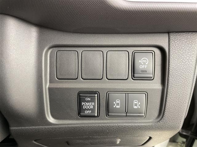 セレナ XV 4WD・社外ナビ・BT/CD/DVD/SD/USB・バックカメラ・両側パワースライドドア・クルーズコントロール・エマージェンシーブレーキ・ブラインドスポットモニター・レーンキープアシスト・ETC(7枚目)