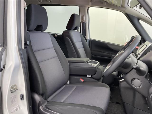 セレナ XV 4WD・社外ナビ・BT/CD/DVD/SD/USB・バックカメラ・両側パワースライドドア・クルーズコントロール・エマージェンシーブレーキ・ブラインドスポットモニター・レーンキープアシスト・ETC(16枚目)