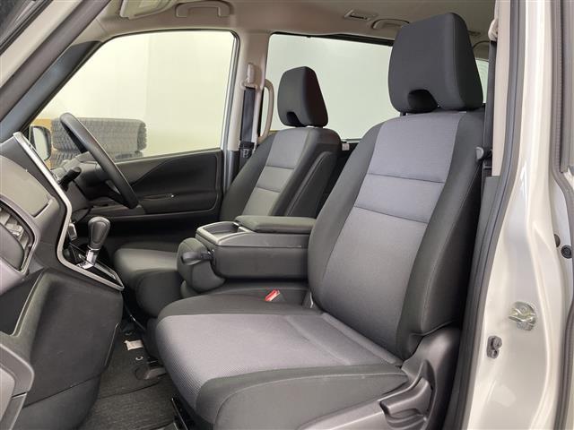 セレナ XV 4WD・社外ナビ・BT/CD/DVD/SD/USB・バックカメラ・両側パワースライドドア・クルーズコントロール・エマージェンシーブレーキ・ブラインドスポットモニター・レーンキープアシスト・ETC(20枚目)