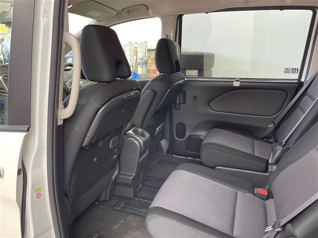 セレナ XV 4WD・社外ナビ・BT/CD/DVD/SD/USB・バックカメラ・両側パワースライドドア・クルーズコントロール・エマージェンシーブレーキ・ブラインドスポットモニター・レーンキープアシスト・ETC(23枚目)