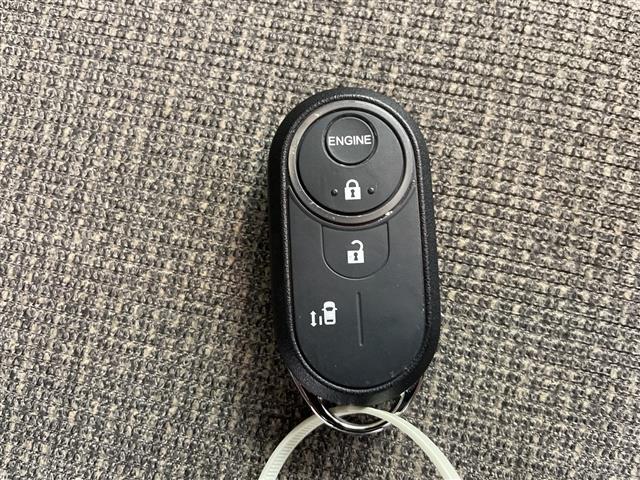 Ｎ－ＢＯＸ Ｇ・Ｌホンダセンシング　・４ＷＤ・社外ナビ　フルセグ／ＢＴ／ＣＤ／ＤＶＤ／ＳＤ／ＨＤＤ・バックカメラ・ホンダセンシング・レーダークルーズコントロール・片側パワースライドドア・シートヒーター・レーンキープアシスト（11枚目）