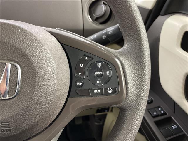 Ｎ－ＢＯＸ Ｇ・Ｌホンダセンシング　・４ＷＤ・社外ナビ　フルセグ／ＢＴ／ＣＤ／ＤＶＤ／ＳＤ／ＨＤＤ・バックカメラ・ホンダセンシング・レーダークルーズコントロール・片側パワースライドドア・シートヒーター・レーンキープアシスト（14枚目）