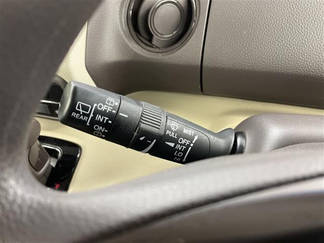 Ｎ－ＢＯＸ Ｇ・Ｌホンダセンシング　・４ＷＤ・社外ナビ　フルセグ／ＢＴ／ＣＤ／ＤＶＤ／ＳＤ／ＨＤＤ・バックカメラ・ホンダセンシング・レーダークルーズコントロール・片側パワースライドドア・シートヒーター・レーンキープアシスト（15枚目）