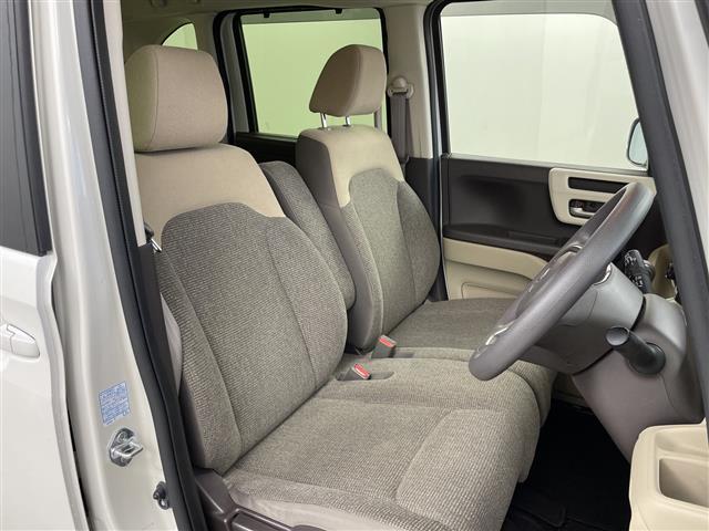 Ｎ－ＢＯＸ Ｇ・Ｌホンダセンシング　・４ＷＤ・社外ナビ　フルセグ／ＢＴ／ＣＤ／ＤＶＤ／ＳＤ／ＨＤＤ・バックカメラ・ホンダセンシング・レーダークルーズコントロール・片側パワースライドドア・シートヒーター・レーンキープアシスト（17枚目）