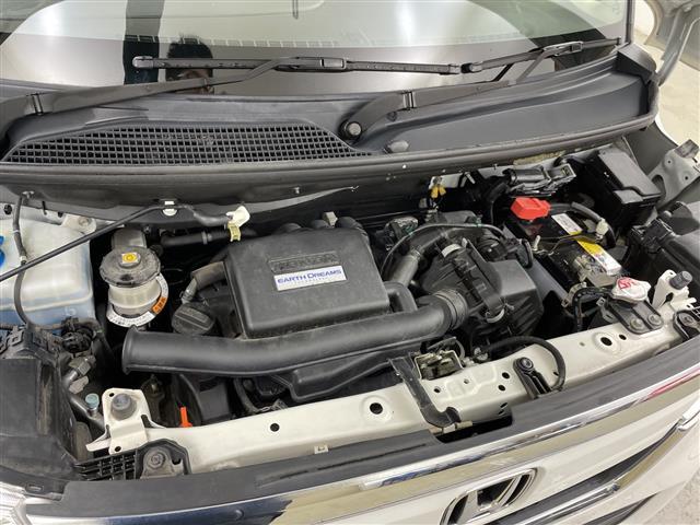 Ｎ－ＢＯＸ Ｇ・Ｌホンダセンシング　・４ＷＤ・社外ナビ　フルセグ／ＢＴ／ＣＤ／ＤＶＤ／ＳＤ／ＨＤＤ・バックカメラ・ホンダセンシング・レーダークルーズコントロール・片側パワースライドドア・シートヒーター・レーンキープアシスト（39枚目）
