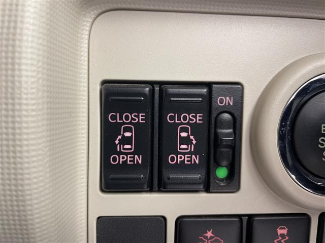 ムーヴキャンバス Xブラックインテリアリミテッド SAIII 4WD 純正メモリナビ 両側パワースライドドア 衝突被害軽減ブレーキ オートハイビーム パノラマモニター ベンチシート 電動格納ミラー ドアバイザー フォグランプ ヘッドライトレベライザー 横滑り防止(8枚目)