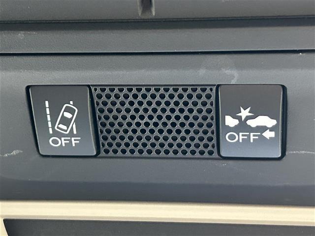 インプレッサスポーツ 2.0i-Sアイサイト 4WD/アプライドモデルB型/アイサイトVer3/純正8型ビルトインSDナビ/フルセグTV/サイド&バックカメラ/ドラレコ/クルコン追従走行機能付き/LEDヘッド&ライナー/フォグライト/純正18AW(6枚目)