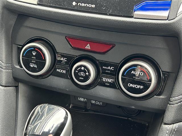 インプレッサスポーツ 2.0i-Sアイサイト 4WD/アプライドモデルB型/アイサイトVer3/純正8型ビルトインSDナビ/フルセグTV/サイド&バックカメラ/ドラレコ/クルコン追従走行機能付き/LEDヘッド&ライナー/フォグライト/純正18AW(12枚目)