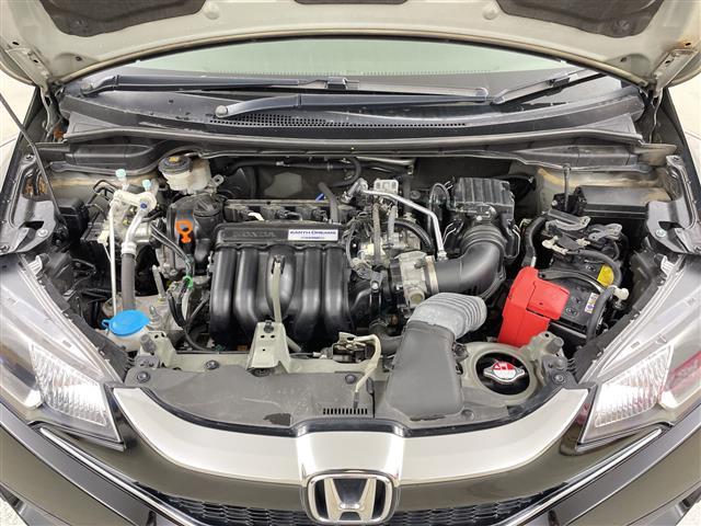 フィット １３Ｇ・Ｆパッケージ　コンフォートエディション　衝突軽減ブレーキ　純正ナビ　ＴＶ　Ｂｌｕｅｔｏｏｔｈ　バックＣ　ワイパーデアイサー　ＥＴＣ　シートヒーター　１５ＡＷ　コーナーセンサー　ヒーター付電格ミラー　スマートキー　純正マット　ＡＡＣ（38枚目）