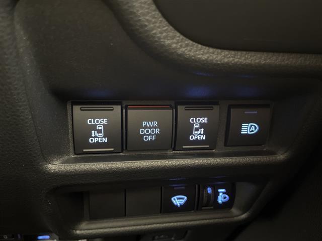 シエンタ ハイブリッドG 4WD 純正ディスプレイオーディオ トヨタセーフティーセンス プリクラッシュセーフティー レーダークルーズコントロール レーンディパチャーアラート LEDヘッドライト オートハイビーム(9枚目)