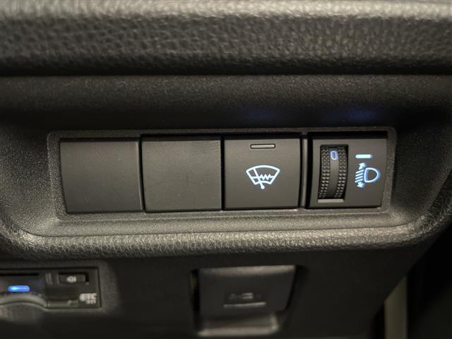 シエンタ ハイブリッドG 4WD 純正ディスプレイオーディオ トヨタセーフティーセンス プリクラッシュセーフティー レーダークルーズコントロール レーンディパチャーアラート LEDヘッドライト オートハイビーム(11枚目)