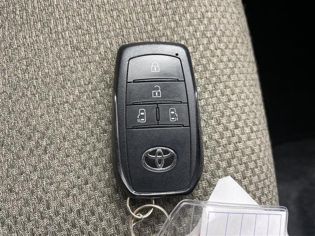 シエンタ ハイブリッドG 4WD 純正ディスプレイオーディオ トヨタセーフティーセンス プリクラッシュセーフティー レーダークルーズコントロール レーンディパチャーアラート LEDヘッドライト オートハイビーム(13枚目)