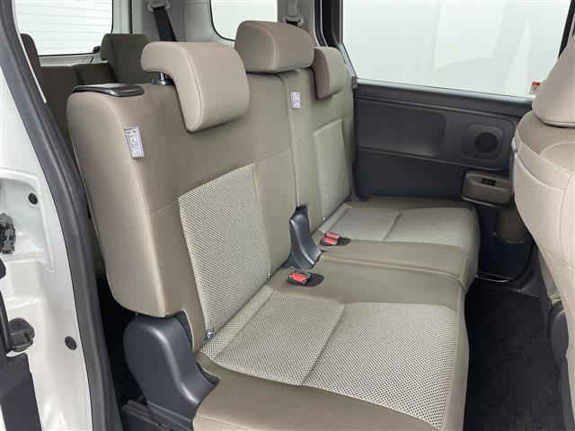 シエンタ ハイブリッドG 4WD 純正ディスプレイオーディオ トヨタセーフティーセンス プリクラッシュセーフティー レーダークルーズコントロール レーンディパチャーアラート LEDヘッドライト オートハイビーム(18枚目)