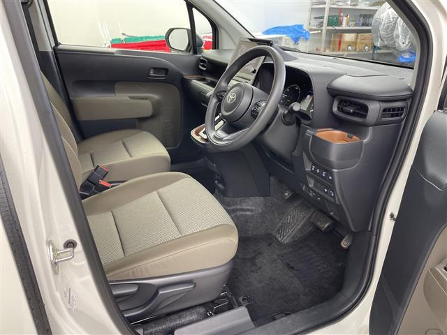 シエンタ ハイブリッドG 4WD 純正ディスプレイオーディオ トヨタセーフティーセンス プリクラッシュセーフティー レーダークルーズコントロール レーンディパチャーアラート LEDヘッドライト オートハイビーム(20枚目)