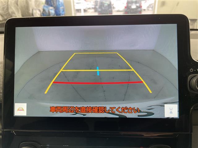 シエンタ ハイブリッドZ 4WD 純正ディスプレイオーディオ トヨタセーフティーセンス プリクラッシュセーフティー レーダークルーズコントロール レーンディパチャーアラート LEDヘッドライト オートハイビーム バックカメラ(4枚目)