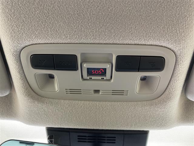 シエンタ ハイブリッドZ 4WD 純正ディスプレイオーディオ トヨタセーフティーセンス プリクラッシュセーフティー レーダークルーズコントロール レーンディパチャーアラート LEDヘッドライト オートハイビーム バックカメラ(7枚目)