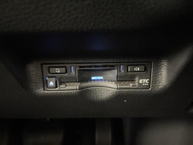 シエンタ ハイブリッドZ 4WD 純正ディスプレイオーディオ トヨタセーフティーセンス プリクラッシュセーフティー レーダークルーズコントロール レーンディパチャーアラート LEDヘッドライト オートハイビーム バックカメラ(12枚目)