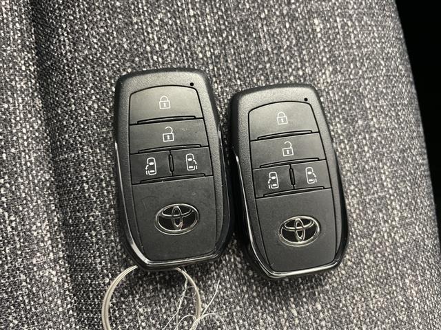 シエンタ ハイブリッドZ 4WD 純正ディスプレイオーディオ トヨタセーフティーセンス プリクラッシュセーフティー レーダークルーズコントロール レーンディパチャーアラート LEDヘッドライト オートハイビーム バックカメラ(13枚目)