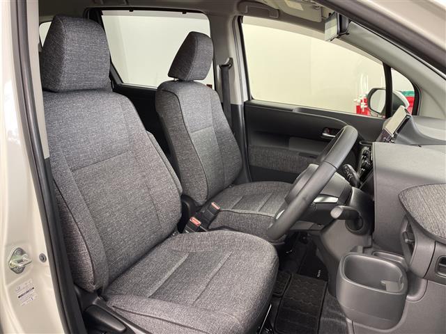 シエンタ ハイブリッドZ 4WD 純正ディスプレイオーディオ トヨタセーフティーセンス プリクラッシュセーフティー レーダークルーズコントロール レーンディパチャーアラート LEDヘッドライト オートハイビーム バックカメラ(18枚目)