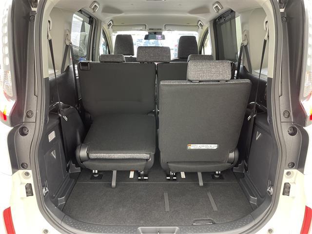 シエンタ ハイブリッドZ 4WD 純正ディスプレイオーディオ トヨタセーフティーセンス プリクラッシュセーフティー レーダークルーズコントロール レーンディパチャーアラート LEDヘッドライト オートハイビーム バックカメラ(29枚目)