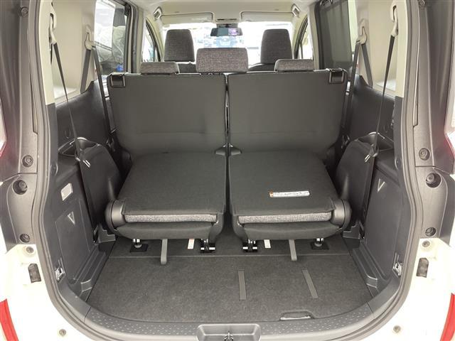 シエンタ ハイブリッドZ 4WD 純正ディスプレイオーディオ トヨタセーフティーセンス プリクラッシュセーフティー レーダークルーズコントロール レーンディパチャーアラート LEDヘッドライト オートハイビーム バックカメラ(30枚目)