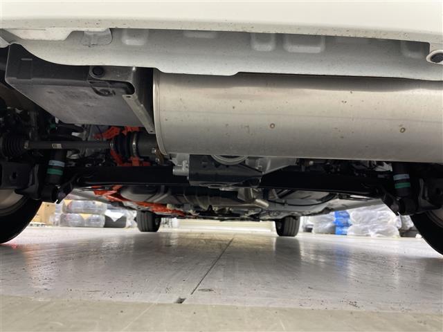 シエンタ ハイブリッドZ 4WD 純正ディスプレイオーディオ トヨタセーフティーセンス プリクラッシュセーフティー レーダークルーズコントロール レーンディパチャーアラート LEDヘッドライト オートハイビーム バックカメラ(41枚目)