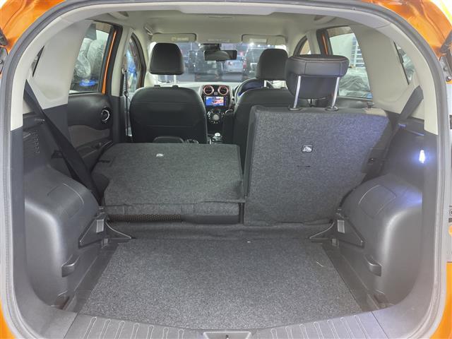ノート e-パワー メダリスト ・2WD/e-POWR・社外SDナビ (BT/CD/DVD/フルセグTV/MSV)・バックカメラ/全方位カメラ・エマージェンシーブレーキ・ハーフレザーシート・オートライト/LEDライト(27枚目)