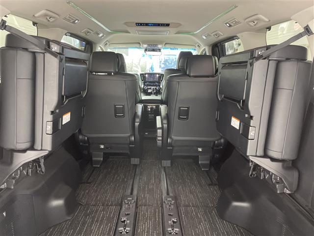 アルファードハイブリッド ＳＲ　Ｃパッケージ　４ＷＤ・トヨタセーフティセンス・レーダークルーズコントロール・純正ナビ・バックカメラ・純正フリップダウンモニター・ＭＴモード付ＡＴ・パワーバックドア・両側パワースライドドア・レザーシート・ＬＥＤライト（28枚目）