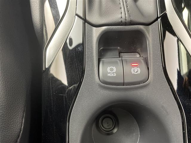 カローラクロス ハイブリッド Z ・4WD・純正ディスプレイオーディオ フルセグ/BT/USB・サンルーフ・ワンオーナー・モデリスタエアロ フロント/サイド・バックカメラ・パワーバックドア・ハーフレザーシート・D席パワ(10枚目)