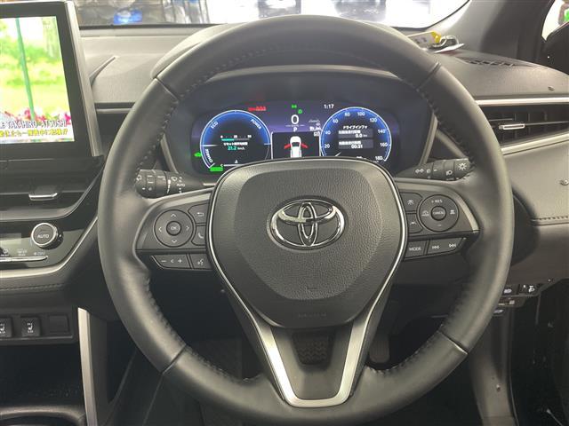 カローラクロス ハイブリッド Z ・4WD・純正ディスプレイオーディオ フルセグ/BT/USB・サンルーフ・ワンオーナー・モデリスタエアロ フロント/サイド・バックカメラ・パワーバックドア・ハーフレザーシート・D席パワ(13枚目)