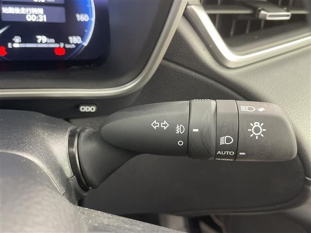 カローラクロス ハイブリッド Z ・4WD・純正ディスプレイオーディオ フルセグ/BT/USB・サンルーフ・ワンオーナー・モデリスタエアロ フロント/サイド・バックカメラ・パワーバックドア・ハーフレザーシート・D席パワ(17枚目)