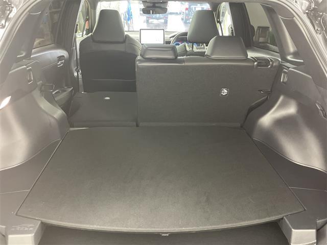 カローラクロス ハイブリッド Z ・4WD・純正ディスプレイオーディオ フルセグ/BT/USB・サンルーフ・ワンオーナー・モデリスタエアロ フロント/サイド・バックカメラ・パワーバックドア・ハーフレザーシート・D席パワ(27枚目)