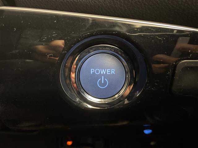 プリウス Ｓ　・４ＷＤ／寒冷地仕様・社外ナビ　　フルセグ／ＢＴ／ＣＤ／ＤＶＤ／ＵＳＢ・バックカメラ・ステアリングスイッチ・ＬＥＤオートライト・プッシュスタート・スマートキー×２・社外ＥＴＣ（14枚目）