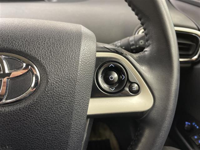 プリウス Ｓ　・４ＷＤ／寒冷地仕様・社外ナビ　　フルセグ／ＢＴ／ＣＤ／ＤＶＤ／ＵＳＢ・バックカメラ・ステアリングスイッチ・ＬＥＤオートライト・プッシュスタート・スマートキー×２・社外ＥＴＣ（17枚目）