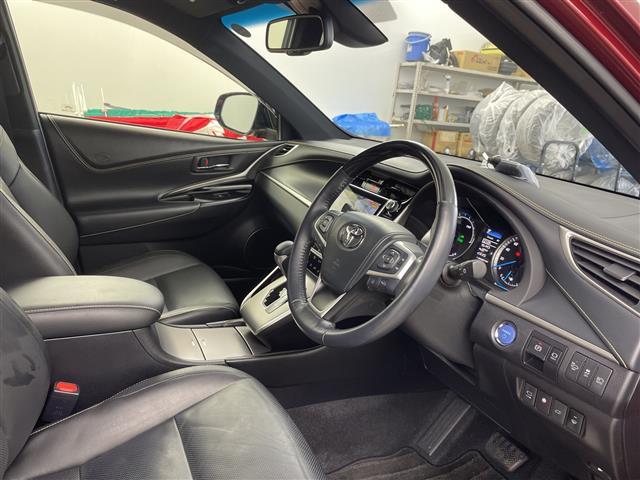 ハリアーハイブリッド プログレス　メタル　アンド　レザーパッケージ　４ＷＤ　／寒冷地仕様／　ＪＢＬ　／純正ＳＤナビ　／トヨタセーフティーセンス　／プリクラッシュセーフティー　／レーダークルーズコントロール　パワーバックドア　パノラミックビューモニター　オートハイビーム（20枚目）