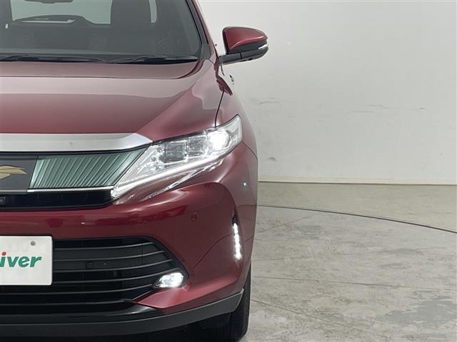 ハリアーハイブリッド プログレス　メタル　アンド　レザーパッケージ　４ＷＤ　／寒冷地仕様／　ＪＢＬ　／純正ＳＤナビ　／トヨタセーフティーセンス　／プリクラッシュセーフティー　／レーダークルーズコントロール　パワーバックドア　パノラミックビューモニター　オートハイビーム（30枚目）