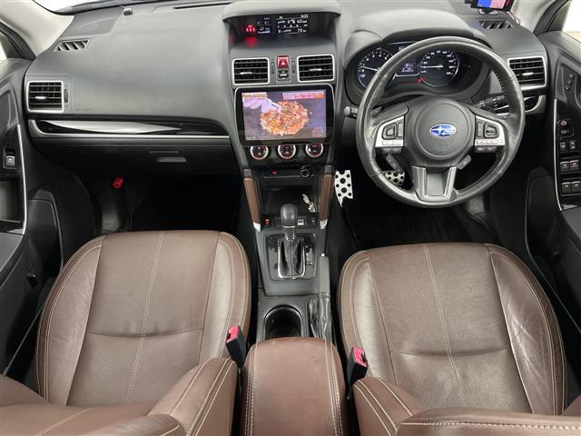 フォレスター ２．０ＸＴ　アイサイト　ブラウンレザーセレクション　・４ＷＤ・社外ナビ　フルセグ／ＣＤ／ＤＶＤ／ＢＴ／ＳＤ・バックカメラ・レーダークルーズコントロール・ブラインドスポットモニター・レザーシート／シートヒーター・パワーシート／シートポジション（40枚目）